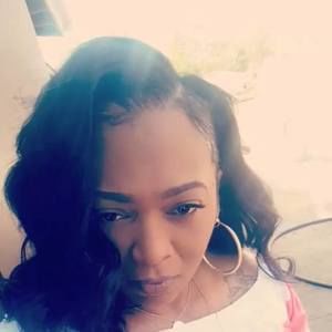 Meet your Posher, Becky